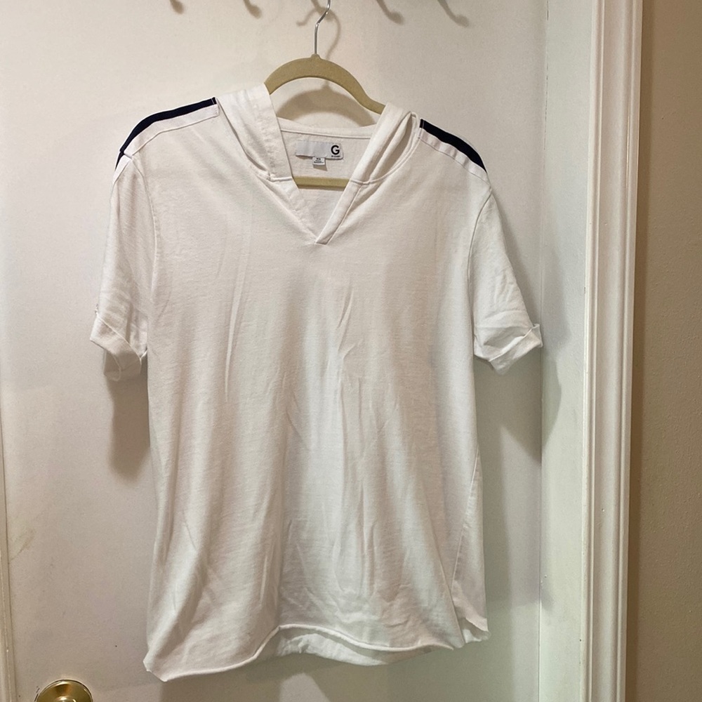 Guess hooded t-shirt size M